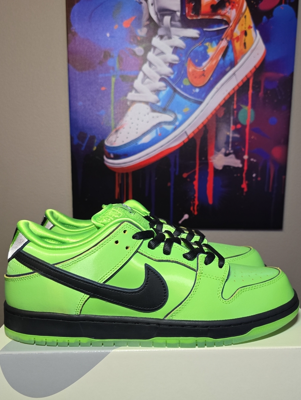 Nike SB Dunk Low (The Powerpuff Girls Buttercup)